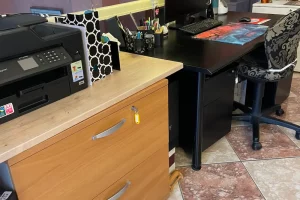 ranger efficacement-une-piece-bureau Désencombrement avant-après - home organiser certifiée Lyon, Rhône Alpes